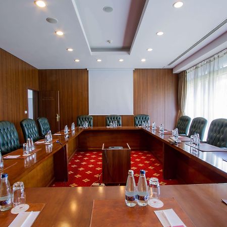 Hotel Hp Tower One Brasov ซาเชเล ภายนอก รูปภาพ