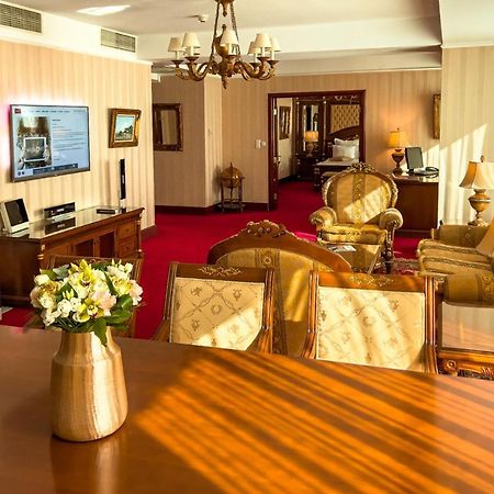 Hotel Hp Tower One Brasov ซาเชเล ภายนอก รูปภาพ