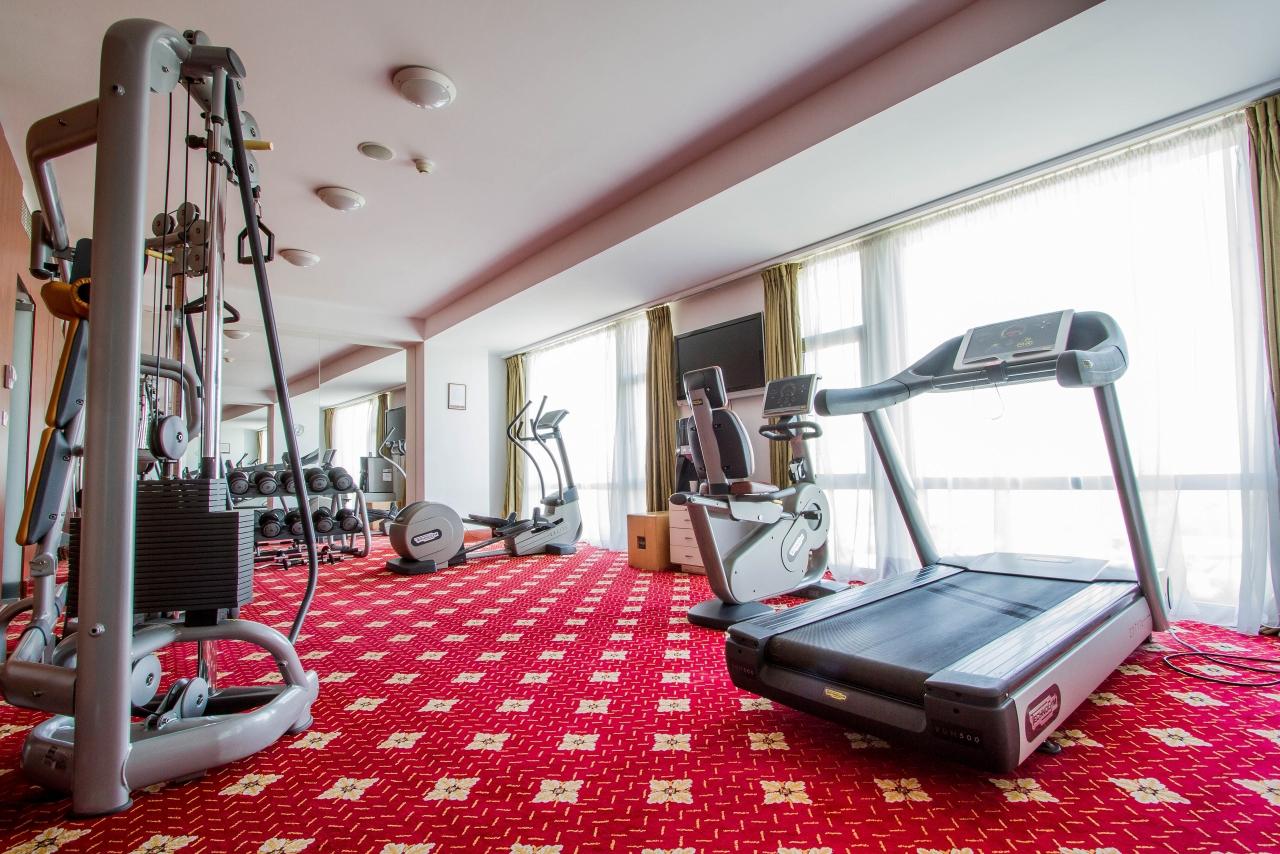 Hotel Hp Tower One Brasov ซาเชเล ภายนอก รูปภาพ