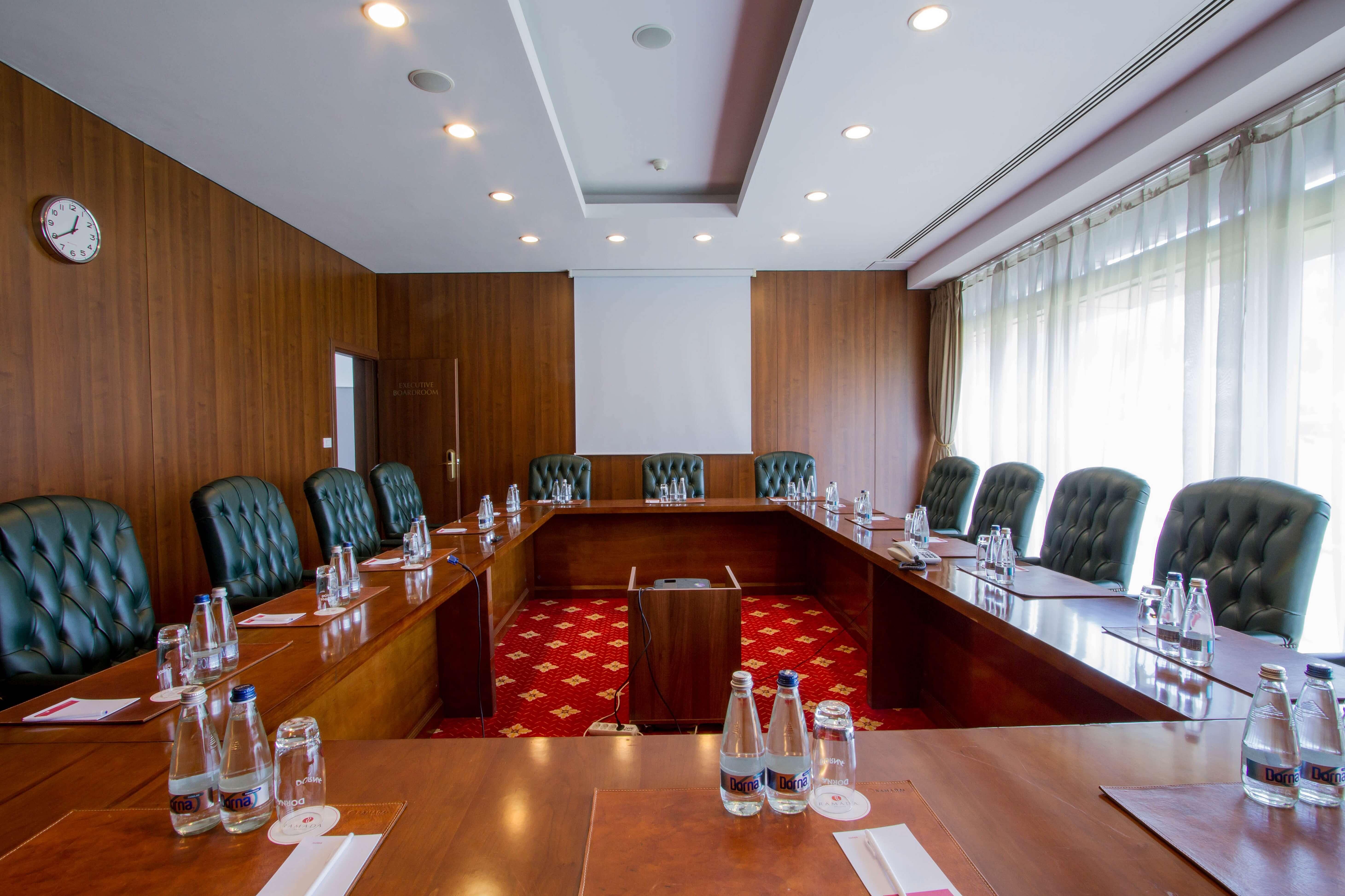 Hotel Hp Tower One Brasov ซาเชเล ภายนอก รูปภาพ