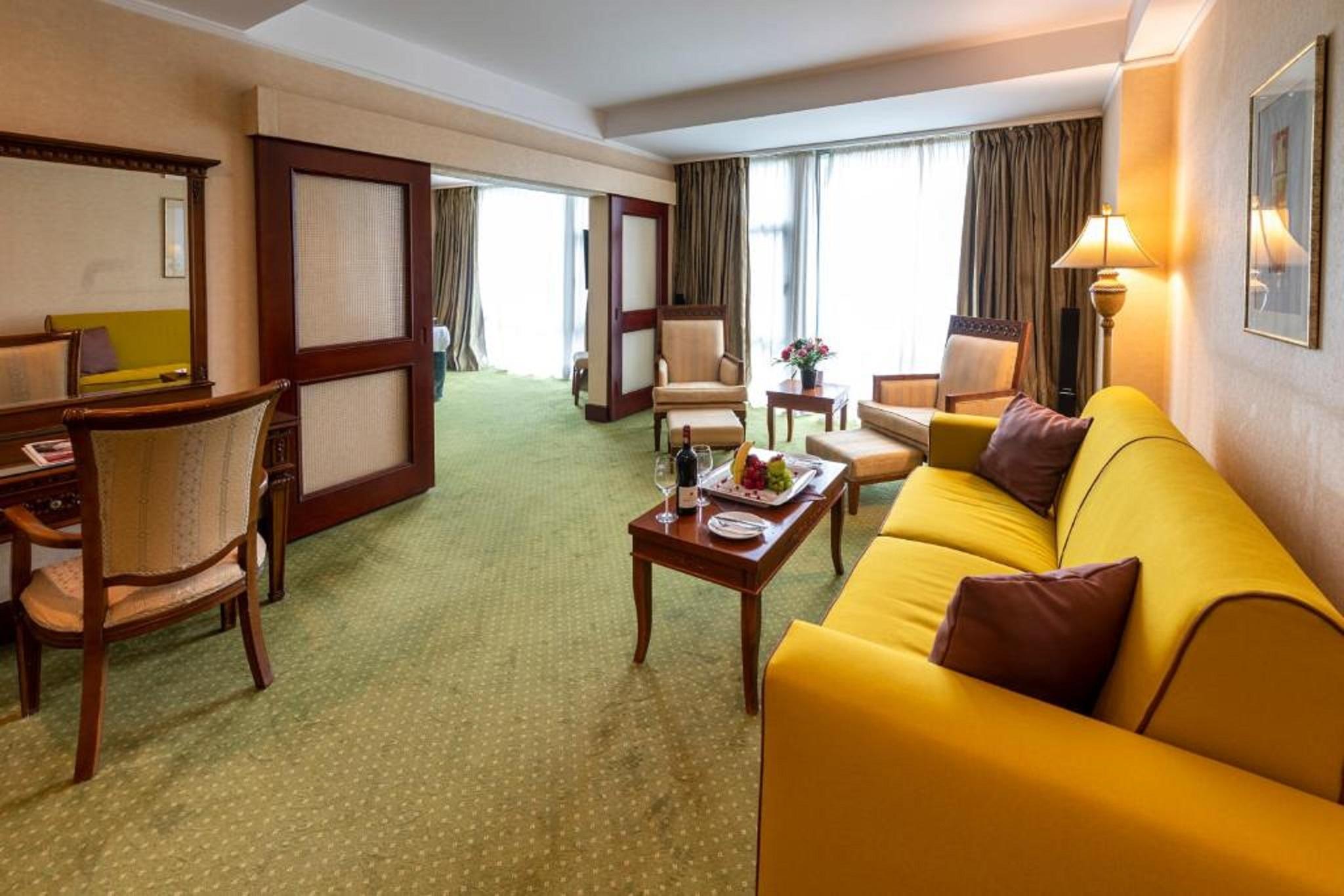 Hotel Hp Tower One Brasov ซาเชเล ภายนอก รูปภาพ