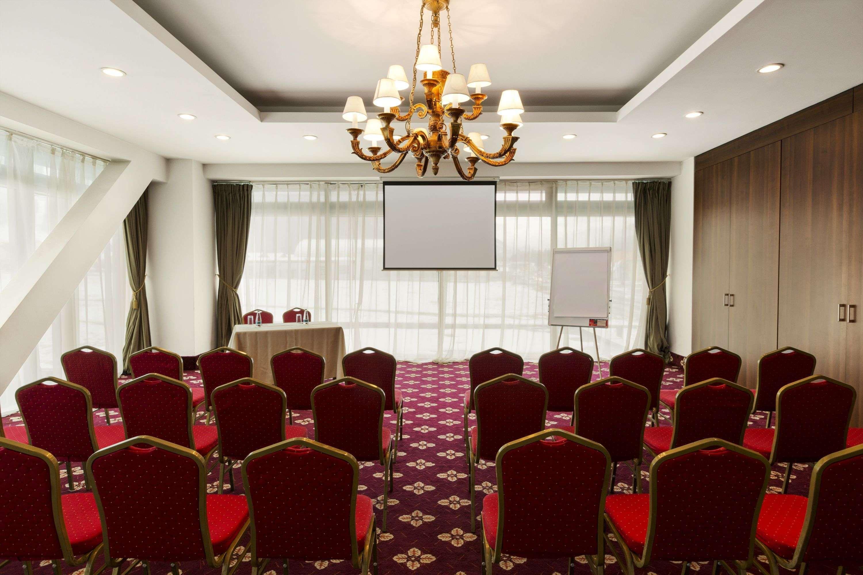 Hotel Hp Tower One Brasov ซาเชเล ภายนอก รูปภาพ