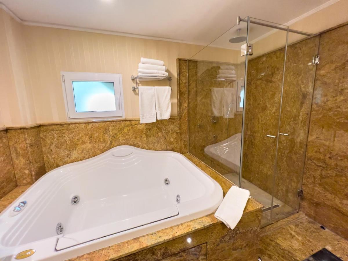 Hotel Hp Tower One Brasov ซาเชเล ภายนอก รูปภาพ